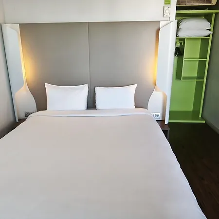 Hotel Campanile A9/a75