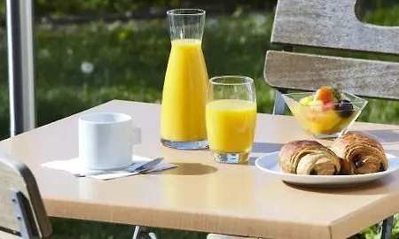 Campanile A9/a75 Beziers