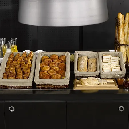 Campanile A9/a75 Hotel