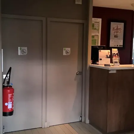 Hotel Campanile A9/a75 3*